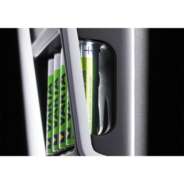 VARTA Plug Charger+, Ladegerät für Akkus in AA/AAA/9V und USB Geräte, Einzelschachtladung, inkl. 4x AA 2100mAh Akku – Bild 3